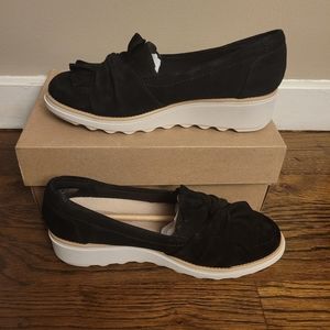 Gently used Clarks-Sharon Dasher